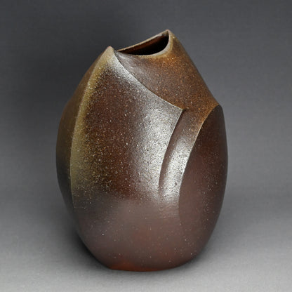 Bizen Henko Vase ー伊勢崎 創 "備前 扁壷"