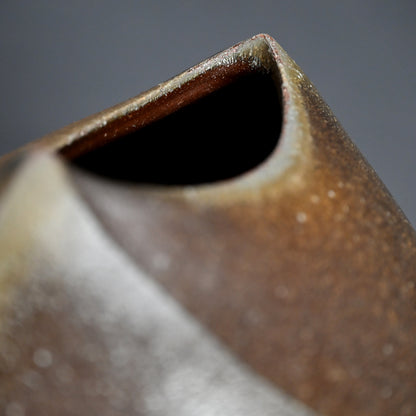 Bizen Henko Vase ー伊勢崎 創 "備前 扁壷"