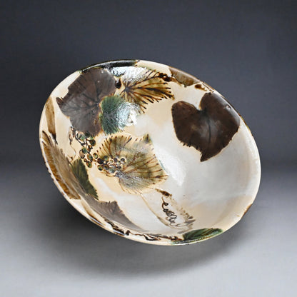 Grape Design Exhibited Vase ー武田 敏男 "鉄銅彩葡萄文鉢"