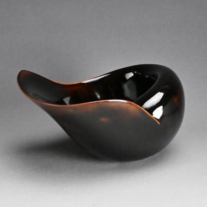 Uzumaki Pottery sculpture by female artist ー髙津 未央 "うずまき"