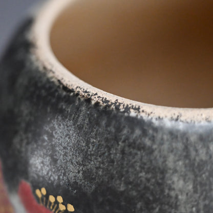 Koro with red plum pattern ー古川 隆久 “釉彩 紅梅文香炉”