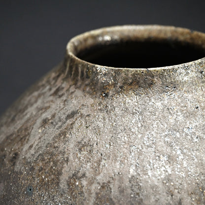 Tokoname Ash Glazed Tsubo ー大迫 みきお "壺"