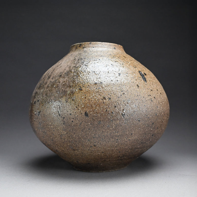 Tokoname Ash Glazed Tsubo ー大迫 みきお "壺"