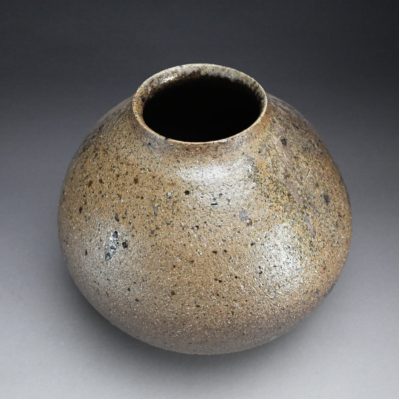 Tokoname Ash Glazed Tsubo ー大迫 みきお "壺"
