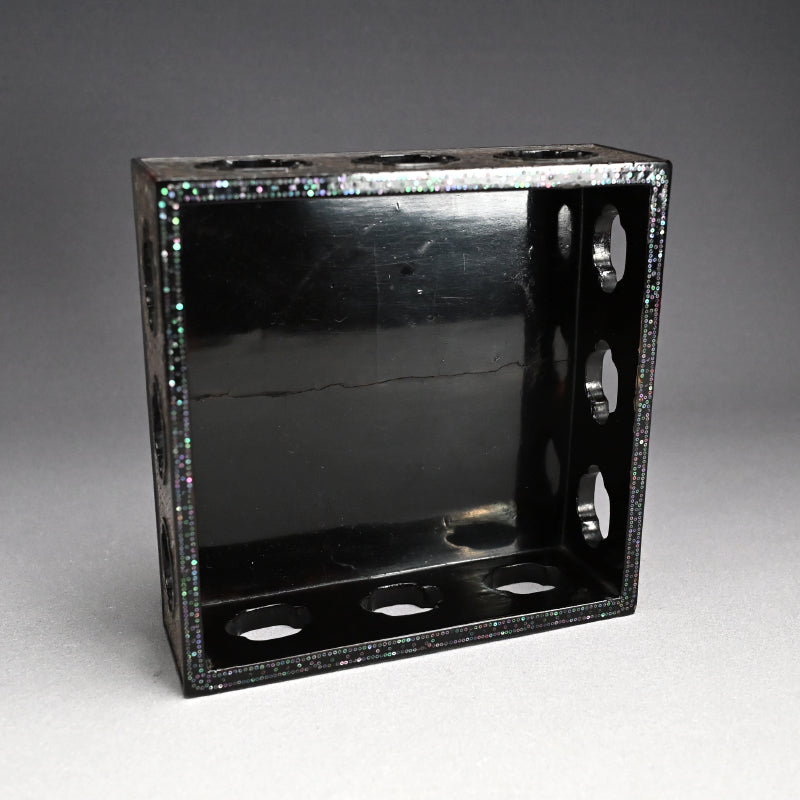 Edo p. Japanese Lacquer Box, with Mother of Pearl Inlay