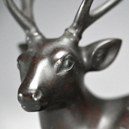 Japanese Deer Okimono Bronze Sculpture ー初代 中島 保美 "鋳銅鹿置物"