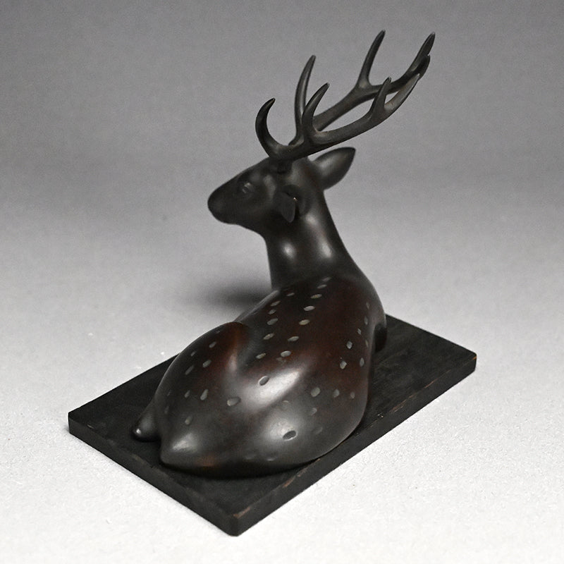 Japanese Deer Okimono Bronze Sculpture ー初代 中島 保美 "鋳銅鹿置物"