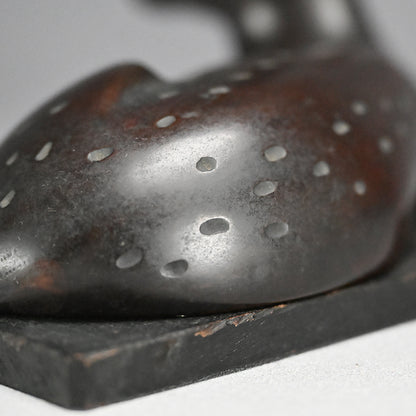 Japanese Deer Okimono Bronze Sculpture ー初代 中島 保美 "鋳銅鹿置物"