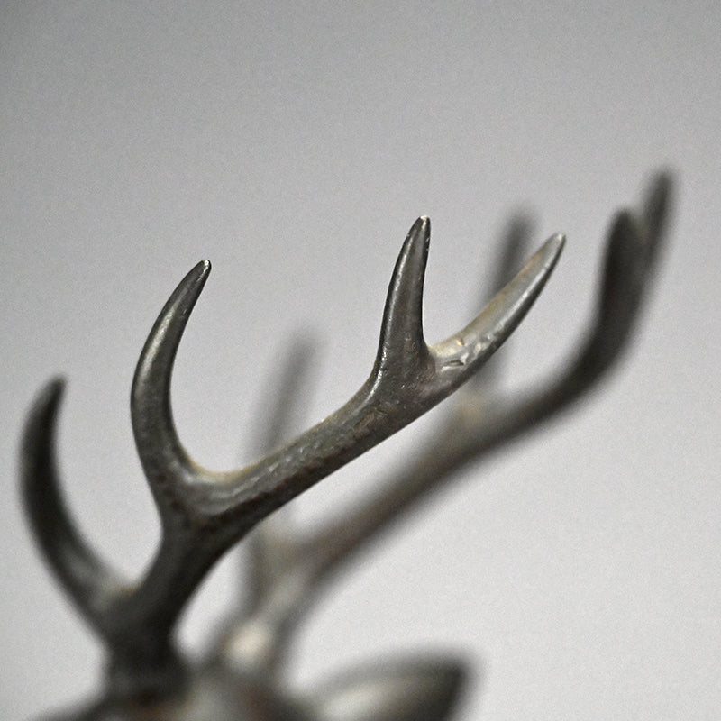 Japanese Deer Okimono Bronze Sculpture ー初代 中島 保美 "鋳銅鹿置物"