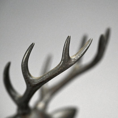 Japanese Deer Okimono Bronze Sculpture ー初代 中島 保美 "鋳銅鹿置物"