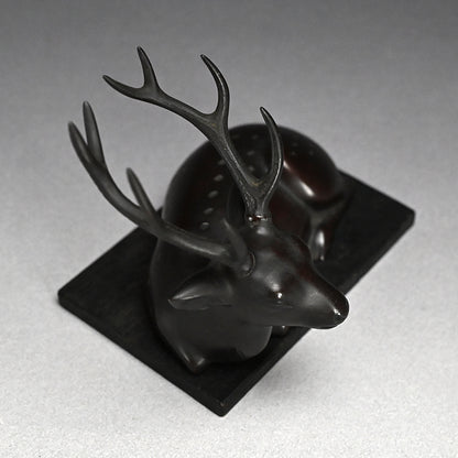 Japanese Deer Okimono Bronze Sculpture ー初代 中島 保美 "鋳銅鹿置物"