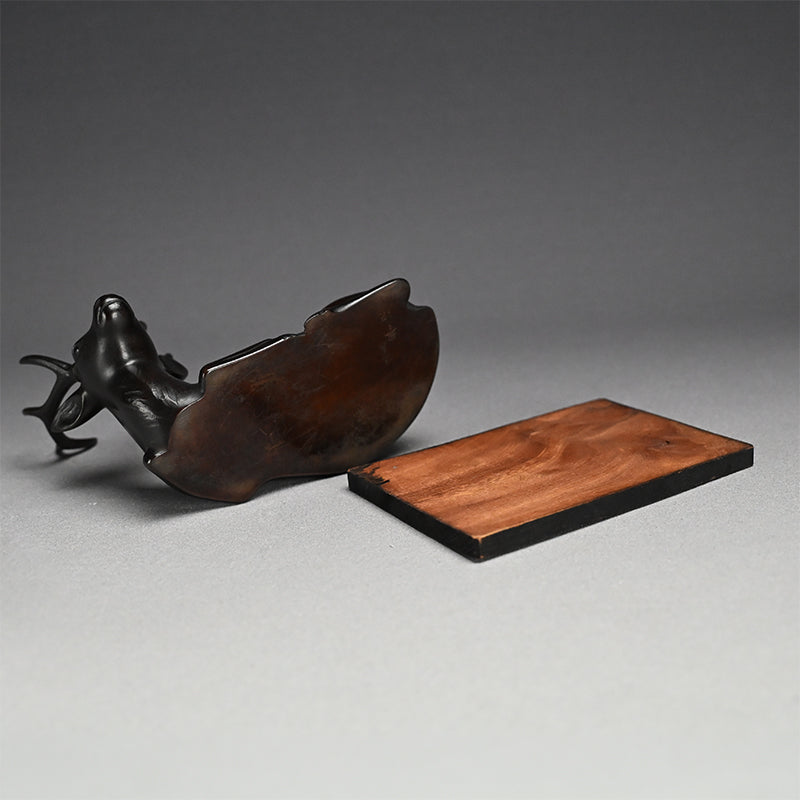 Japanese Deer Okimono Bronze Sculpture ー初代 中島 保美 "鋳銅鹿置物"