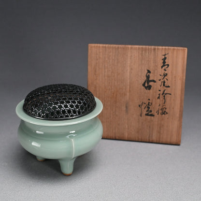 Celadon Koro Incense Burner ー宮永 東山 "青瓷袴腰 香爐"