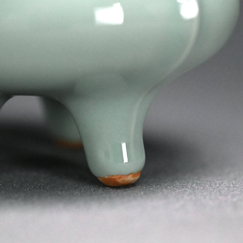 Celadon Koro Incense Burner ー宮永 東山 "青瓷袴腰 香爐"