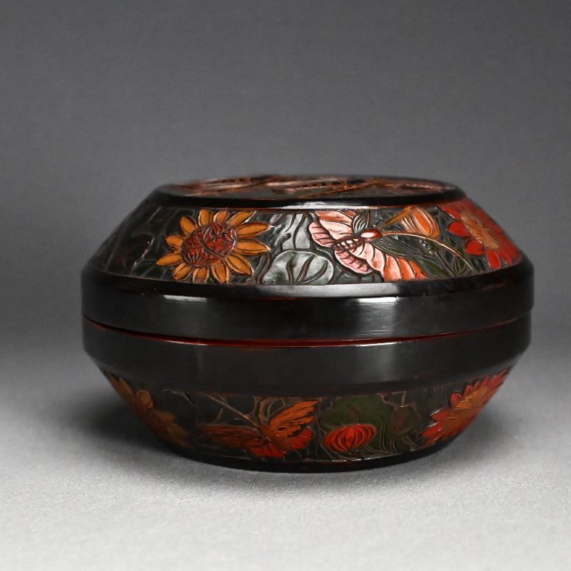 Sanuki-bori Carved & Lacquered Container by Kozan