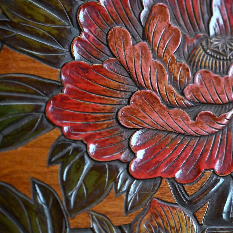 Hand-carved & Lacquered Sanukibori Tray by Myosetsu