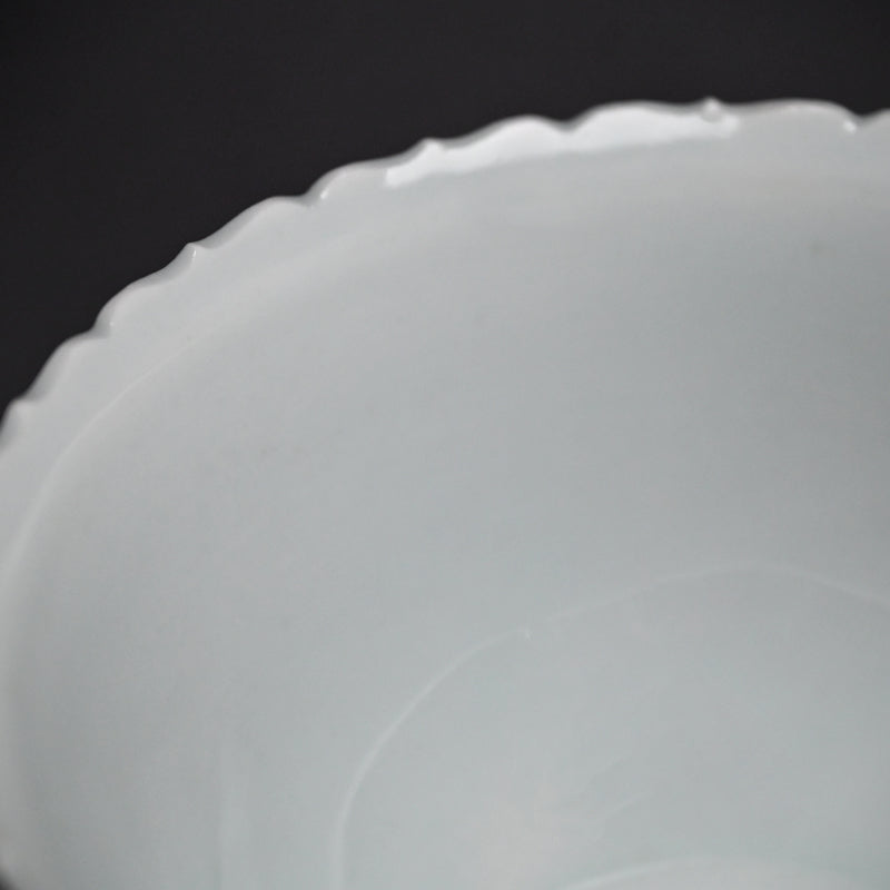 Blue & White Porcelain Bowl ー十四代 永樂 善五郎、得全 "松竹梅 染付写 鉢"