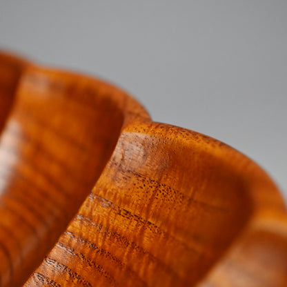 LNT Diamond-Shaped Foliated Wood Bowl ー中量 瑞真 “菱形輪花盛器”