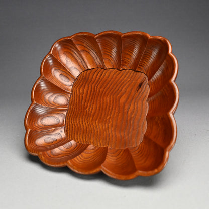LNT Diamond-Shaped Foliated Wood Bowl ー中量 瑞真 “菱形輪花盛器”