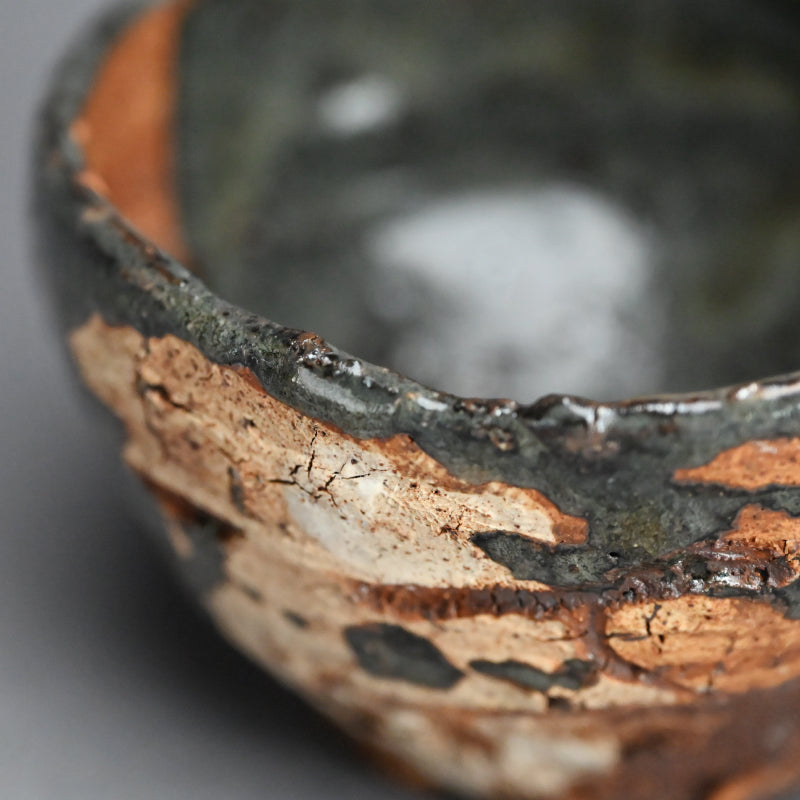 Chawan Tea Bowl by Legendary ー鯉江 良二 “しだら手茶盌”