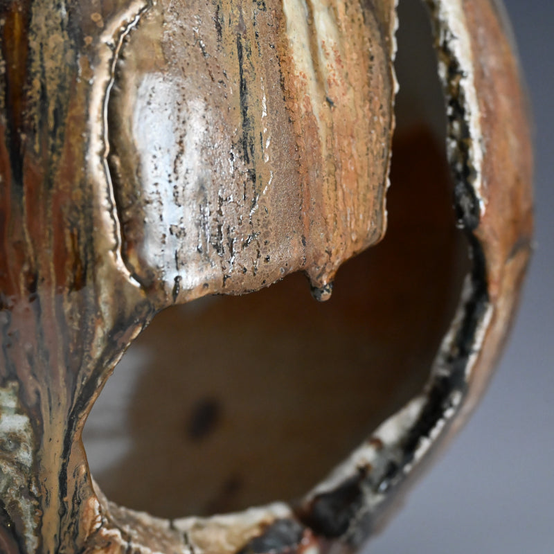 Museum Worthy Oni Shino O-Tsubo ー月形 那比古 “鬼志の大壺”