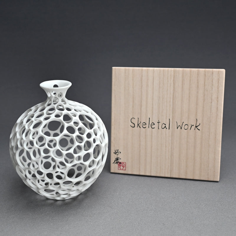 Skeletal Work, Vase ー加藤 好康 “skeletal work”