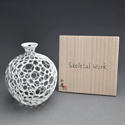 Skeletal Work, Vase ー加藤 好康 “skeletal work”