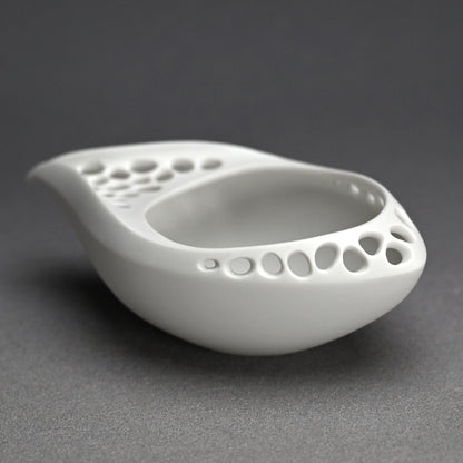 Katakuchi Japanese Sake Server ー加藤 好康 “透文 片口”