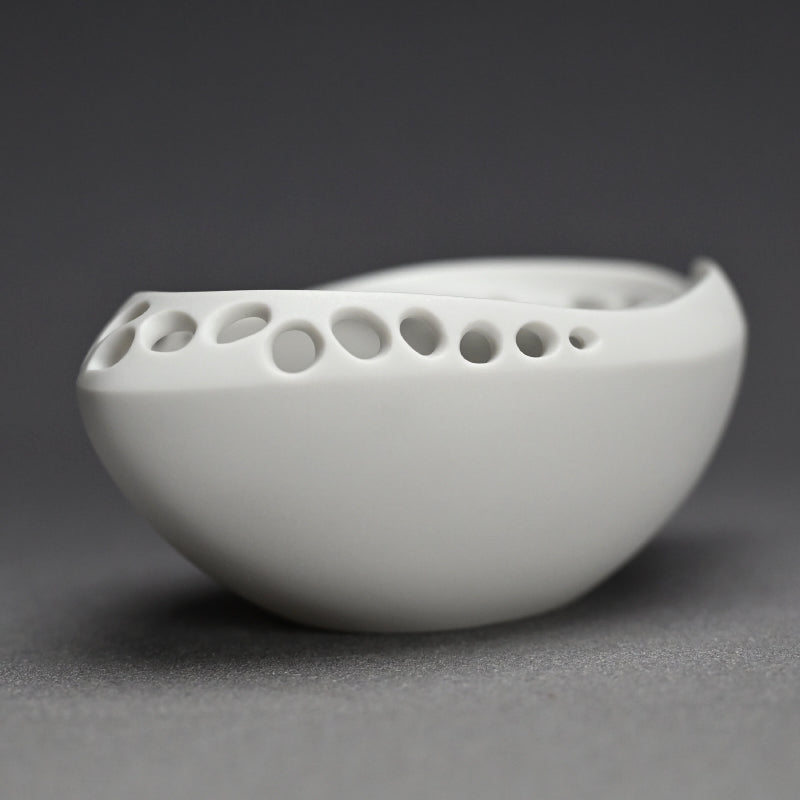 Katakuchi Japanese Sake Server ー加藤 好康 “透文 片口”