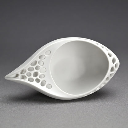 Katakuchi Japanese Sake Server ー加藤 好康 “透文 片口”