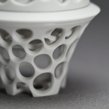 Futahai Sake Cup ー加藤 好康 “透文 蓋盃”