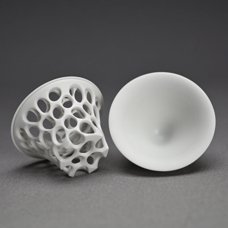 Futahai Sake Cup ー加藤 好康 “透文 蓋盃”