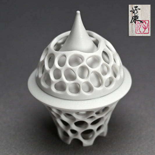 Futahai Sake Cup ー加藤 好康 “透文 蓋盃”