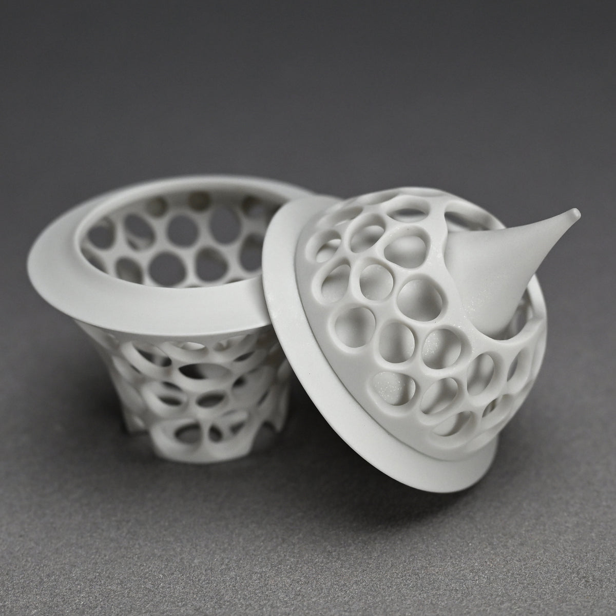 Futahai Sake Cup ー加藤 好康 “透文 蓋盃”