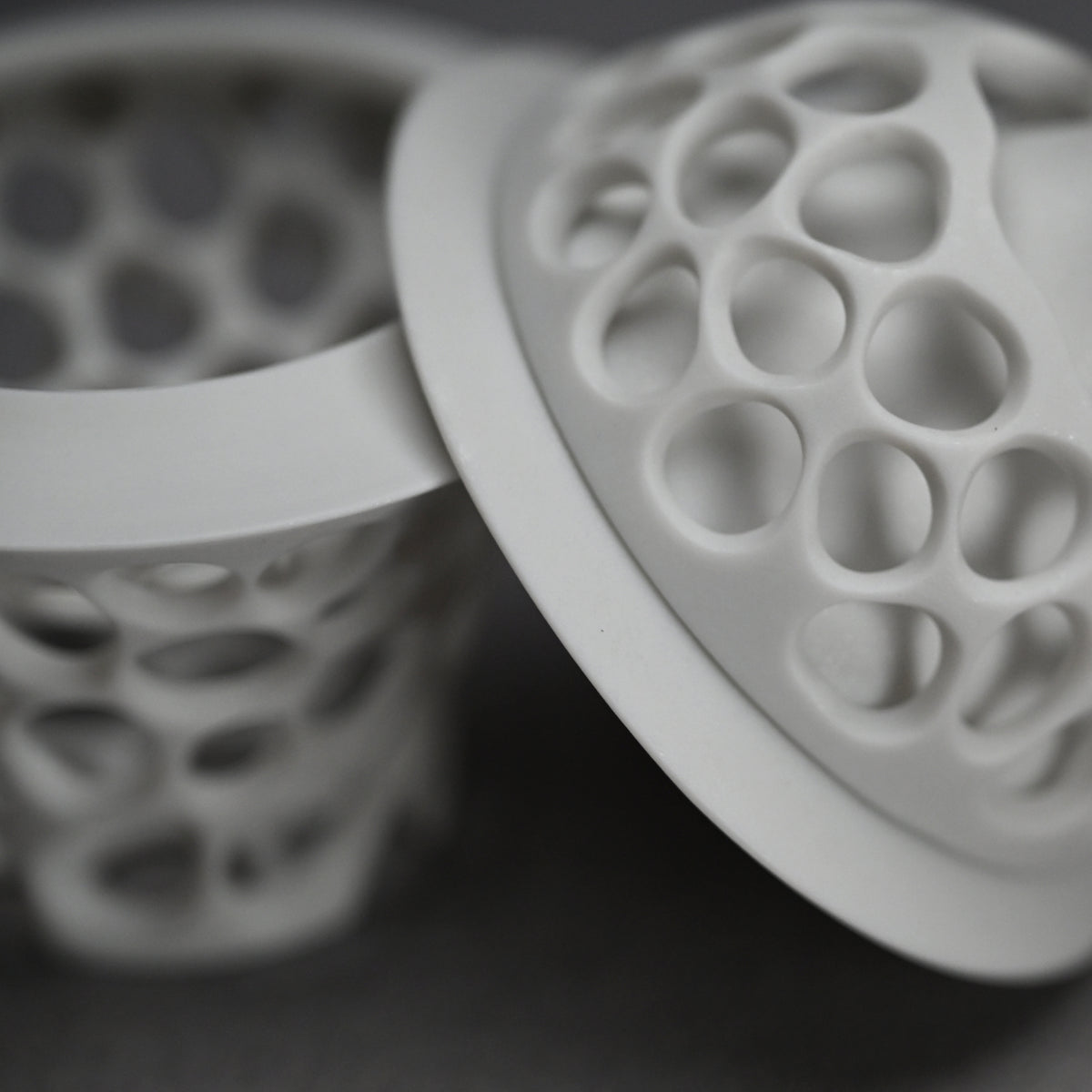 Futahai Sake Cup ー加藤 好康 “透文 蓋盃”