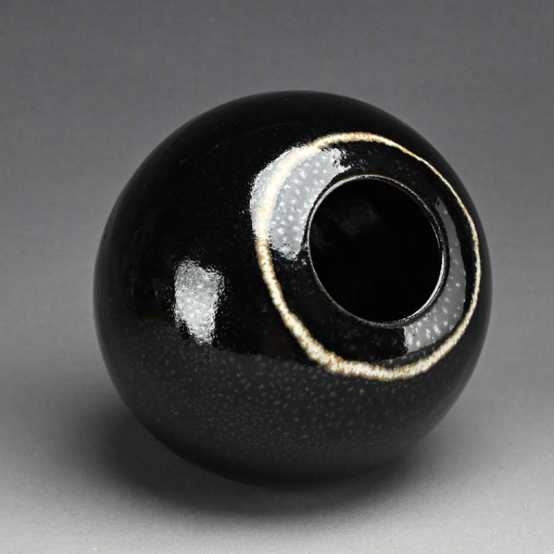 Unique LNT Tenmoku-yu Tsubo ー清水 卯一 “天目釉白文壺”