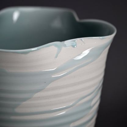 Wine Cooler by Female Potter ー四代 徳田八十吉 “九谷 ワインクーラー”