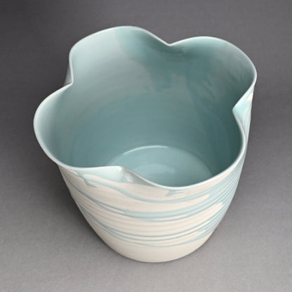 Wine Cooler by Female Potter ー四代 徳田八十吉 “九谷 ワインクーラー”
