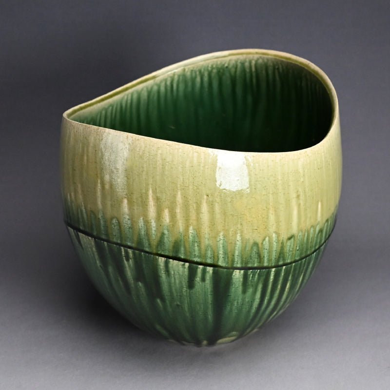 Huge Copper Glaze Tsubo ー鈴木 徹 “緑釉 花器”