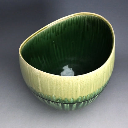 Huge Copper Glaze Tsubo ー鈴木 徹 “緑釉 花器”