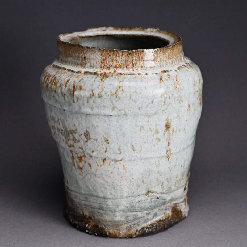 Contemporary Mashiko Tsubo Vase ー高内 秀剛 “益子糖白 壺”