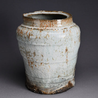 Contemporary Mashiko Tsubo Vase ー高内 秀剛 “益子糖白 壺”