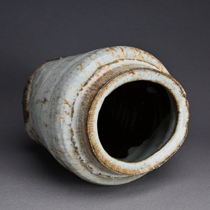 Contemporary Mashiko Tsubo Vase ー高内 秀剛 “益子糖白 壺”