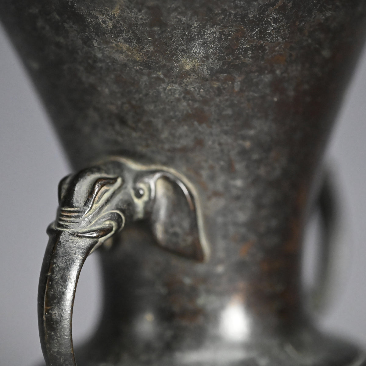 Zen Buddhist Temole Bronze Offering Vase, 1715