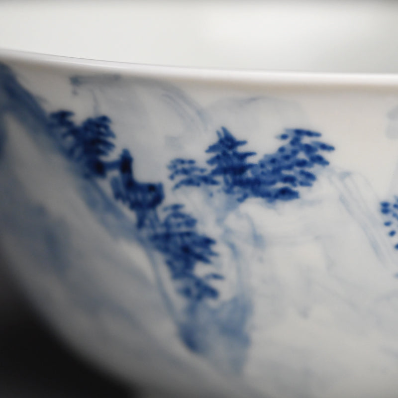 Porcelain Bowl by Shunkyo & Rokubei V ー山本 春挙, 五代 清水 六兵衛 “蓬莱山 菓子鉢”