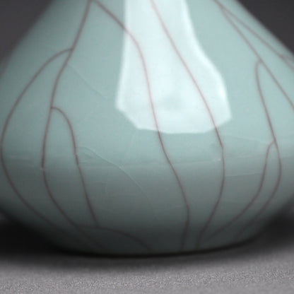 Modernist Celadon Vase ー浦口 雅行 “青瓷花生”