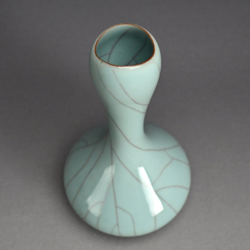 Modernist Celadon Vase ー浦口 雅行 “青瓷花生”