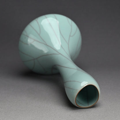 Modernist Celadon Vase ー浦口 雅行 “青瓷花生”