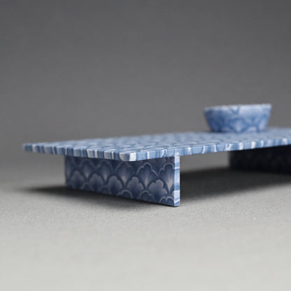 Sake Cup & Plate Set, Blue ー草場 勇次 “練上焼〆波文 板皿”