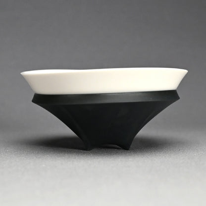 Exquisite Porcelain Bowl ー加藤 好康 "遊高台 鉢"